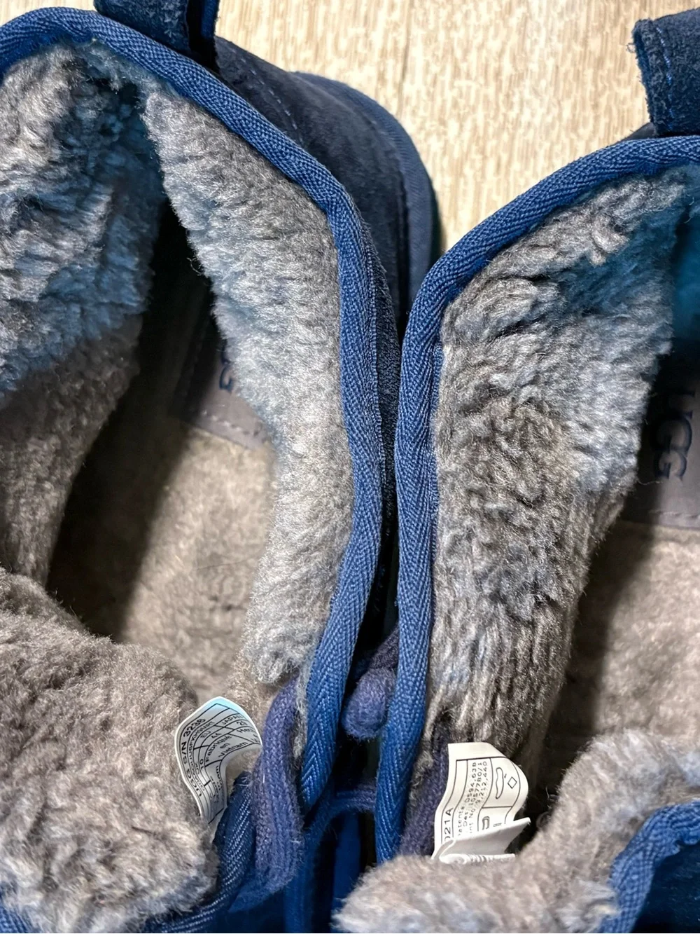 UGG please see